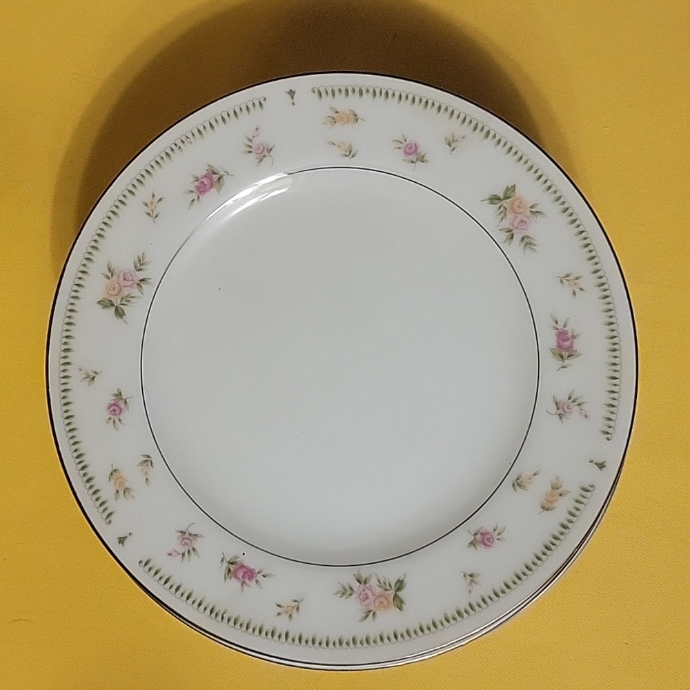 6 3/8inch Abingdon Rose Bread&Butter Plates - Set of 8